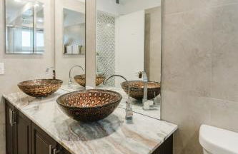 Boca Coastal Waterfront Stay - 2BR 2BA - Pool, Gym, Parking, Walk to Beach - Foto 51