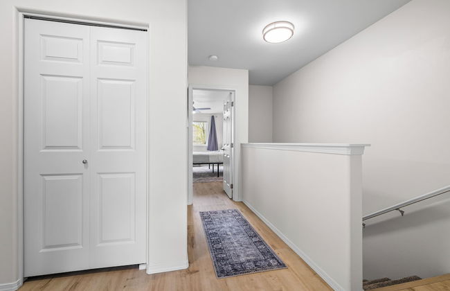 Redmond Getaway Hub Adventure Awaits! - Foto 27