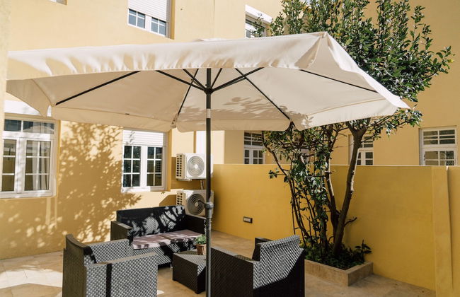 Oporto Yellow Villas - Photo 49