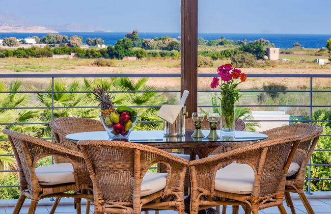 Xenos Villa 2 With 5 Bedrooms Private Swimming Pool, Near the sea - Foto 11