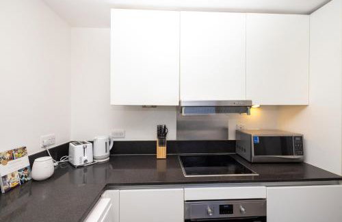 Cosy, modern high rise with views! 2 bedroom - Foto 37