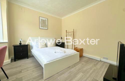 Spacious 2BR Flat in Harold Wood - Foto 8