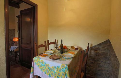 Farmhouse With Stables, Horses and the Ability to Make Horseback Riding - Photo 38