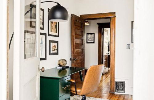 Chic Victorian Manor - Sleeps 12 - Congress Park - Foto 32