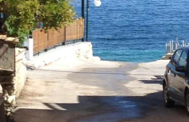 Mandraki House Upper, 100m from Kaminaki Beach - Foto 13