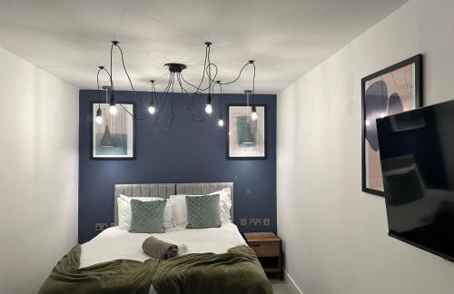 Adam Court Apartments - PE1 - Contractor Friendly - Choice of Studios or 1 Bed Apartments - Free Parking - Sofa Beds - Sky TV - Full Kitchen - Washer Dryer - WiFi - Foto 32