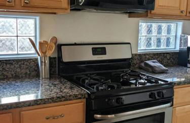 The Desert Jewel Pool Spa And Coachella Retreat - Photo 50