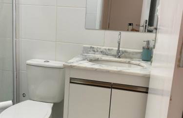 Lindo apartamento em Ubatuba com piscina e lazer - Foto 12