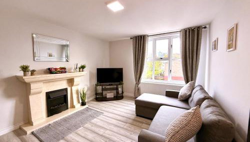 2BR City Centre Apartment By Travel Lets Short Term Rental Agency Derry With Free WiFi - Foto 2