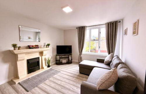 2BR City Centre Apartment By Travel Lets Short Term Rental Agency Derry With Free WiFi - Foto 2
