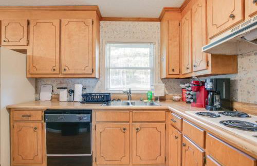 Waterfront Lake Hartwell Home Less Than 1 Mi to Marina! - Foto 8