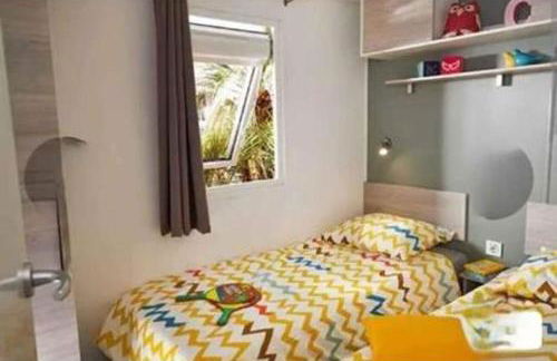 Bungalow confortable à Nans-les-Pins avec piscine partagée - Photo 5