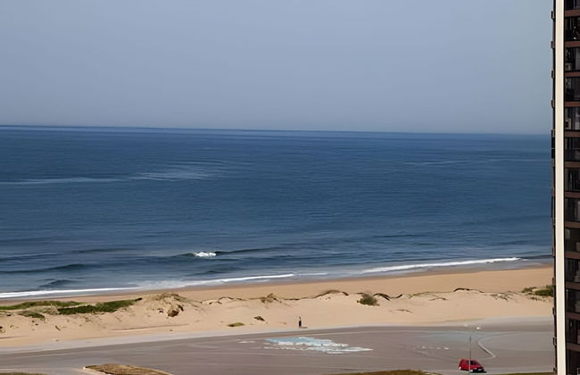 Oceana Suites Torre Marina - Photo 34