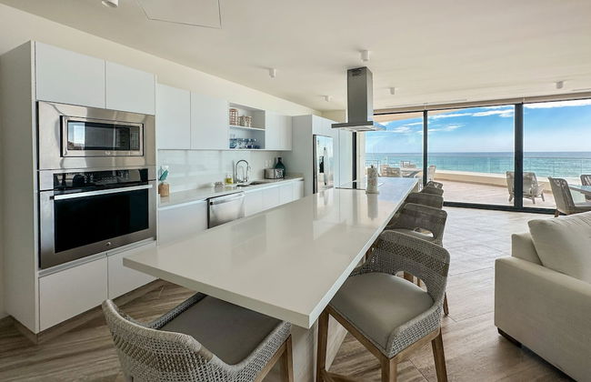 3BR Ground Floor Condo With Direct Pool Access - Foto 20