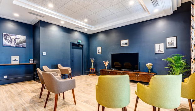 Coin salon dans le hall