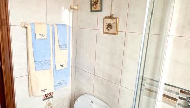 Apartment with Huge Deck Nestled in Marvelous Gardens - Nidos - Foto 3