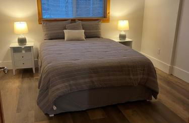 Spacious Modern Home with Game Room - Foto 14