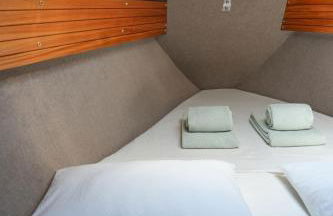 The Classic Sailboat Retreat - Photo 35