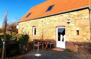 Coeur de granit rose, meublé alliant le charme de l'authentique breton et du confort, classé 3 étoiles, à 5mn de 13 plages de la réputée cote de granit rose - Foto 52
