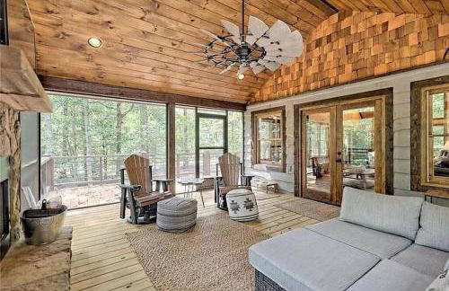 WolfCabin Lux Family Home, Fire Pit, Hot Tub, ADA ramp, ez paved rds - Foto 65