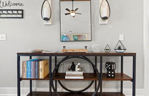 Garden City Hideaway Cozy home near Ft Eisenhower - Photo 18