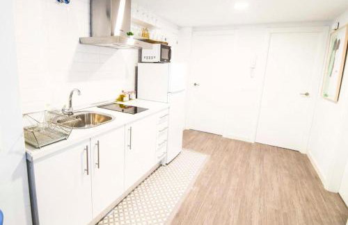 Apartamento con terraza en el centro histórico de Capuchinos - Foto 4