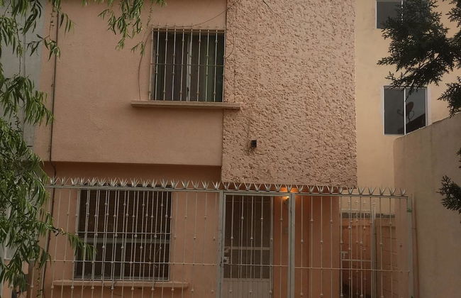 Blanquita Consulado Casa de Lujo - Photo 1