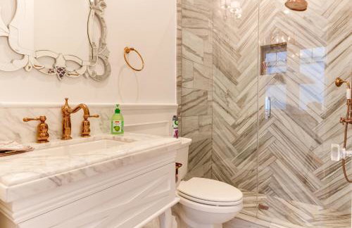 Beautiful 2 Story Right by the Water, Ocean View - Foto 22