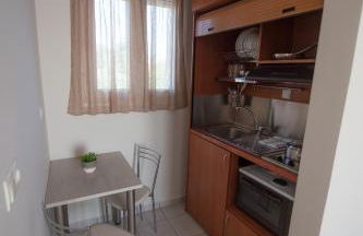 Nikolatos Apartments - Photo 23