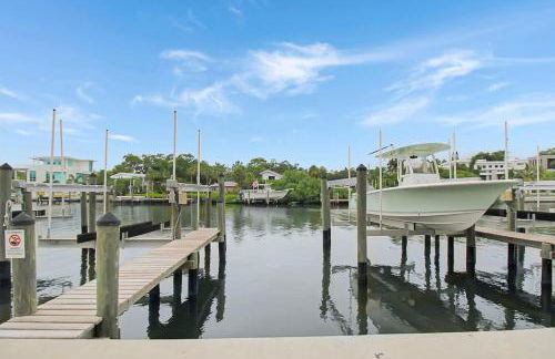 Luxury Condo Living on Sarasota Bay, Minutes From Downtown - Foto 6