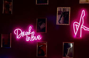 Suite mit Whirlpool, Sauna, Pole Dance und mehr - Foto 6