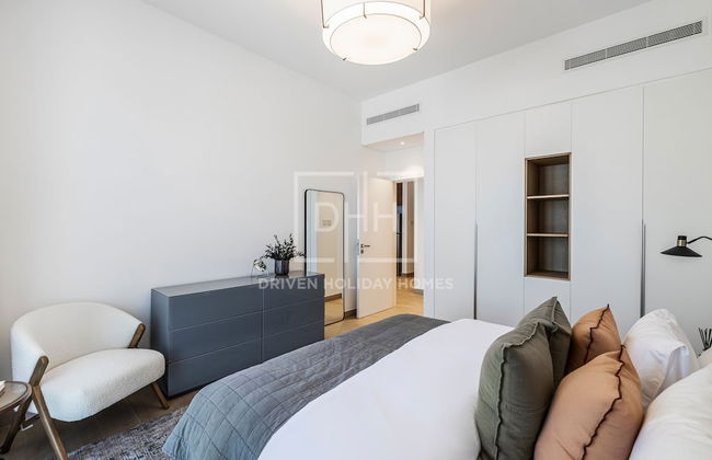 Full Sea View 1Bed Le Pont B1 in La Mer - Photo 3