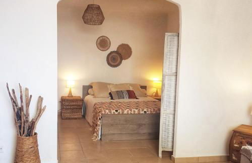 Appartement T2bis Sartène 60m2 avec jolie terrasse de 25m2 et vue panoramique mer et montagne sur le Golfe du Valinco - Quartier calme à 10mn à pied du centre ville - Idéal pour 4 personnes et possibilité de 6 couchages - Place de parking réservée - Foto 22