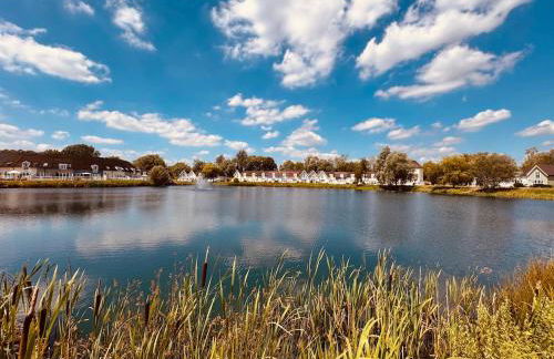 Barneys Retreat - Lakeside Getaway - Photo 14