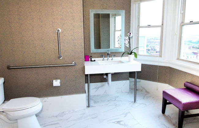 The Churchill Hotel near Embassy Row - Foto 49