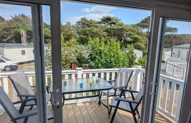 Modern Spacious Willerby Malton Caravan at Durdle Door Holiday Park, Close to Iconic Durdle Door & Lulworth Cove - Foto 7