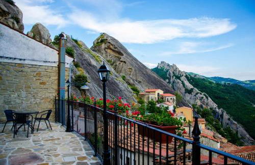 PASCHIERE by Keyhole Selection - Photo 8