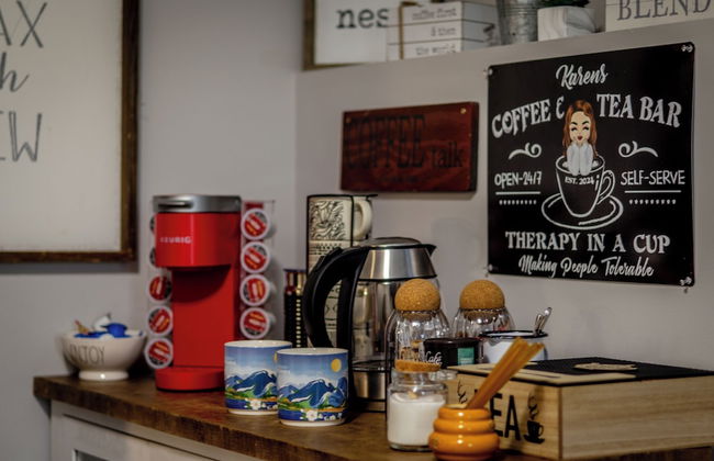 Rayleigh River Retreat - Garden Oasis - Photo 19