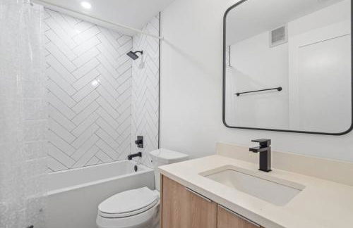 DC Penthouse with Rooftop view Free parking and WiFi WIFI Capitol View 3 - Foto 17