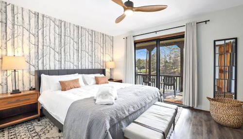 Lakeside Nest Dock on Lake Rayburn Sleeps 10 - Foto 1