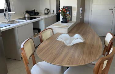 Praia Brava com Vista Mar Apt 2 Quartos Perto de BC - Foto 2