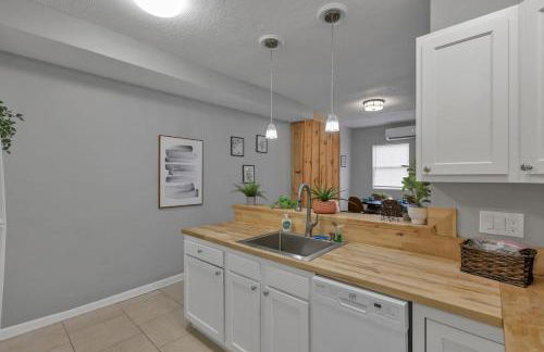 Modern 2BR Yale Townhouse Near Downtown Columbus - Foto 7