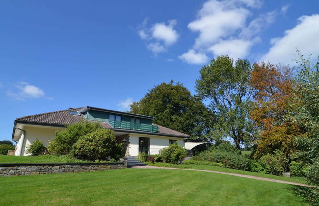 Scenic Villa Near Lake View - Photo 42