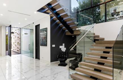 Private LA Retreat w Pool Hot Tub Fire Pit Near Melrose Ave The Martel House by AvantStay - Foto 18