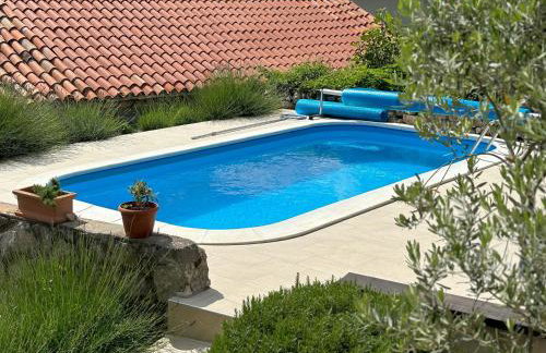 Casa Dorella in peaceful location with a sea view - Photo 3