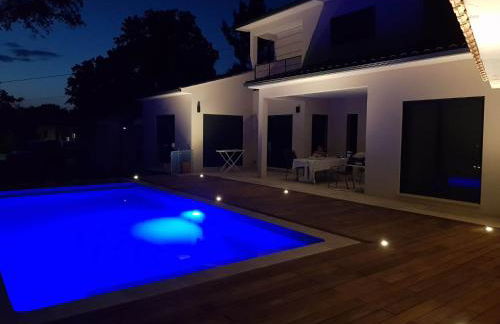 Provence, Uzès, villa climatisée 8 pers avec piscine privée - Photo 19