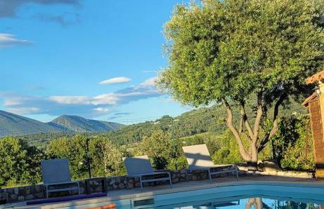 Location Gite avec Piscine Luberon ARTEMISS - Photo 2