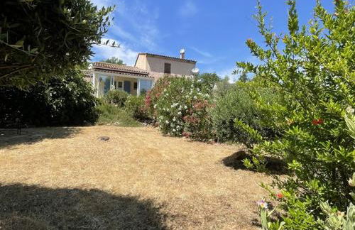 Maison confortable avec jardin à Quinson - FR-1-822-2 - Foto 9