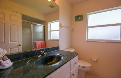 Spacious Modern Pool Home, Family & Golf Trips - 4727 4 Bedroom Home by RedAwning - Foto 30