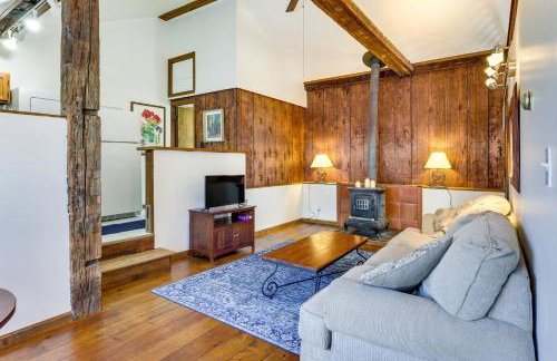 Chagrin Falls Home about 2 Mi to Town! - Foto 4